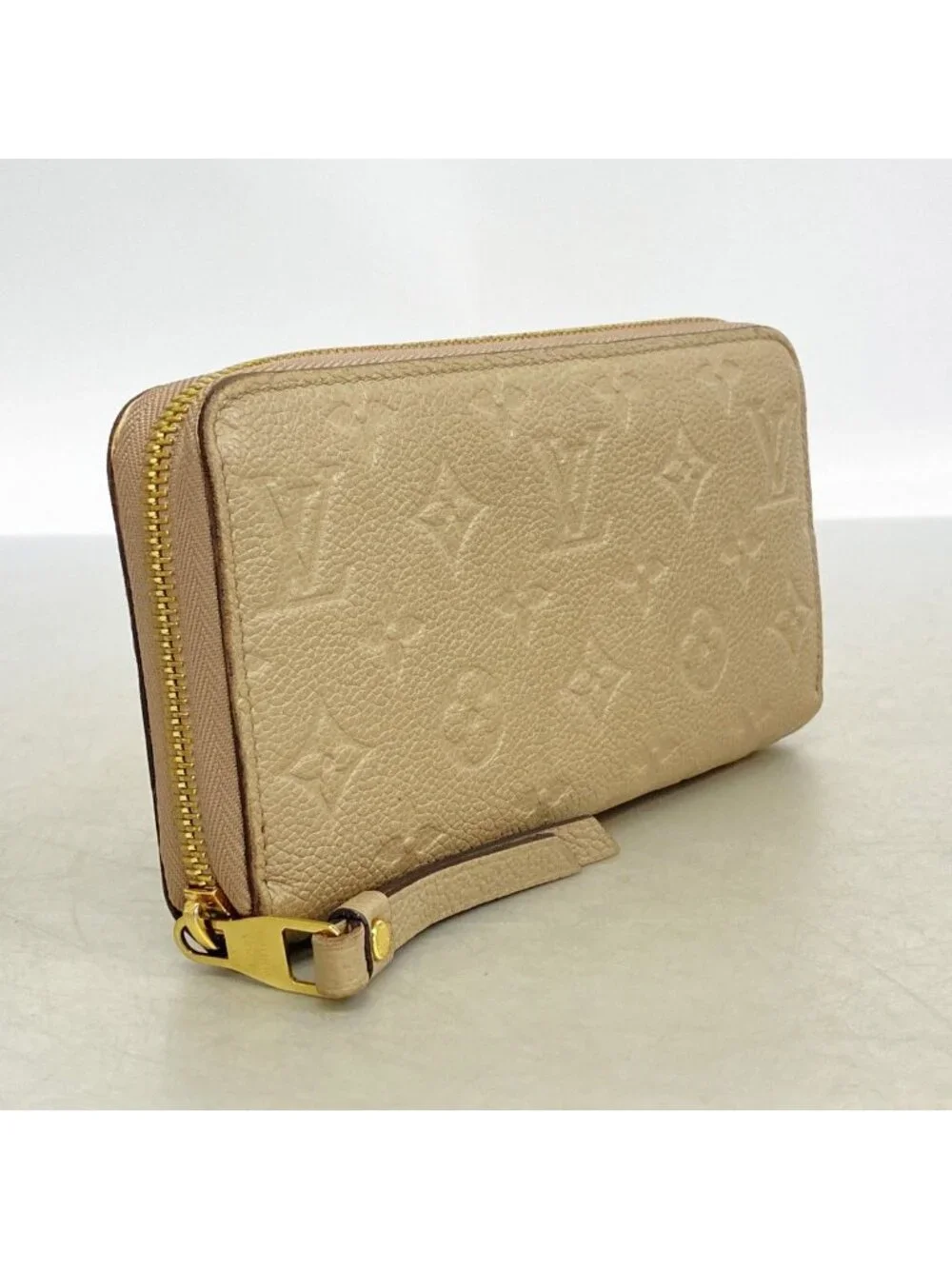 Louis Vuitton Wallet Monogram Empreinte Zippy Tourterelle